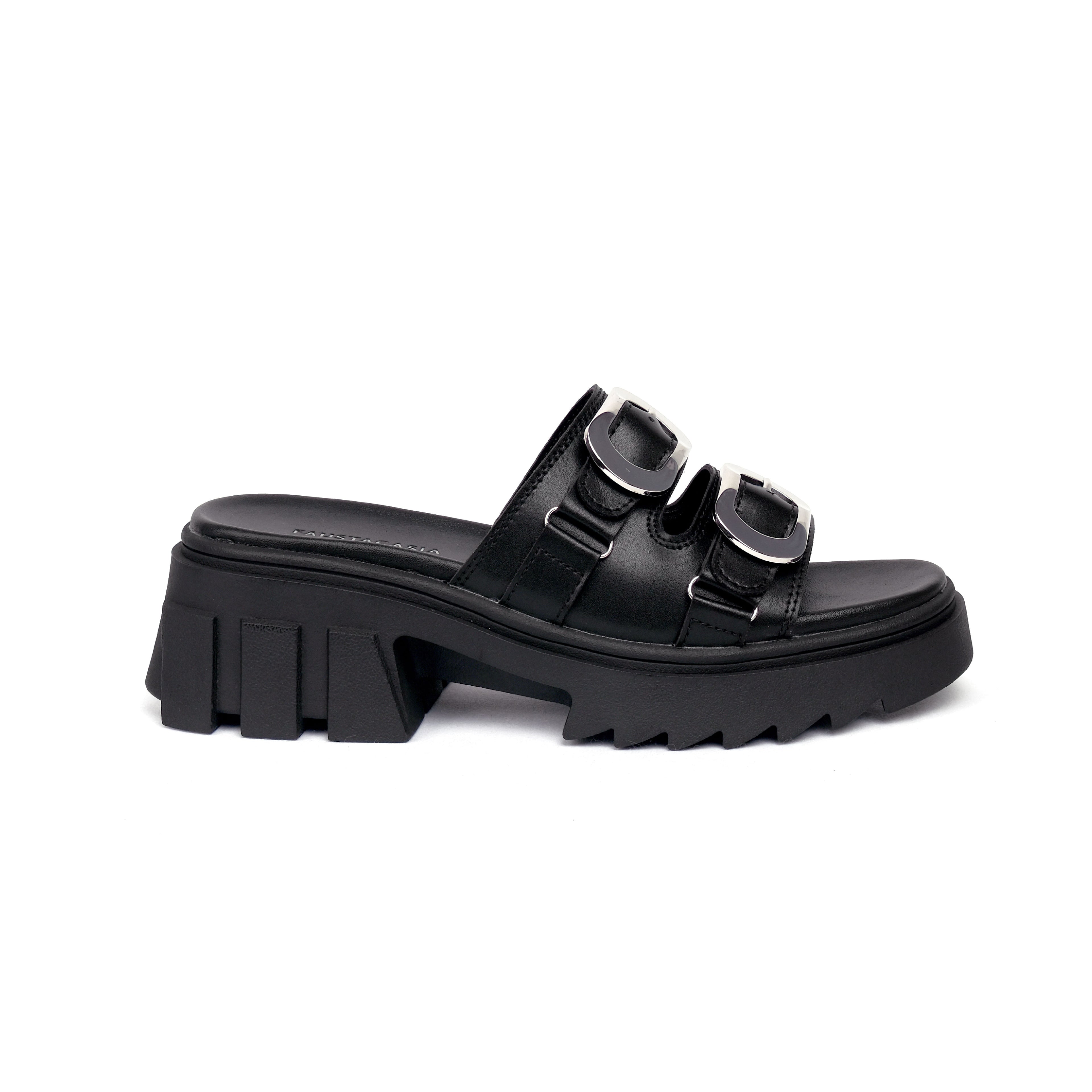 Faustacasia - Danielle High