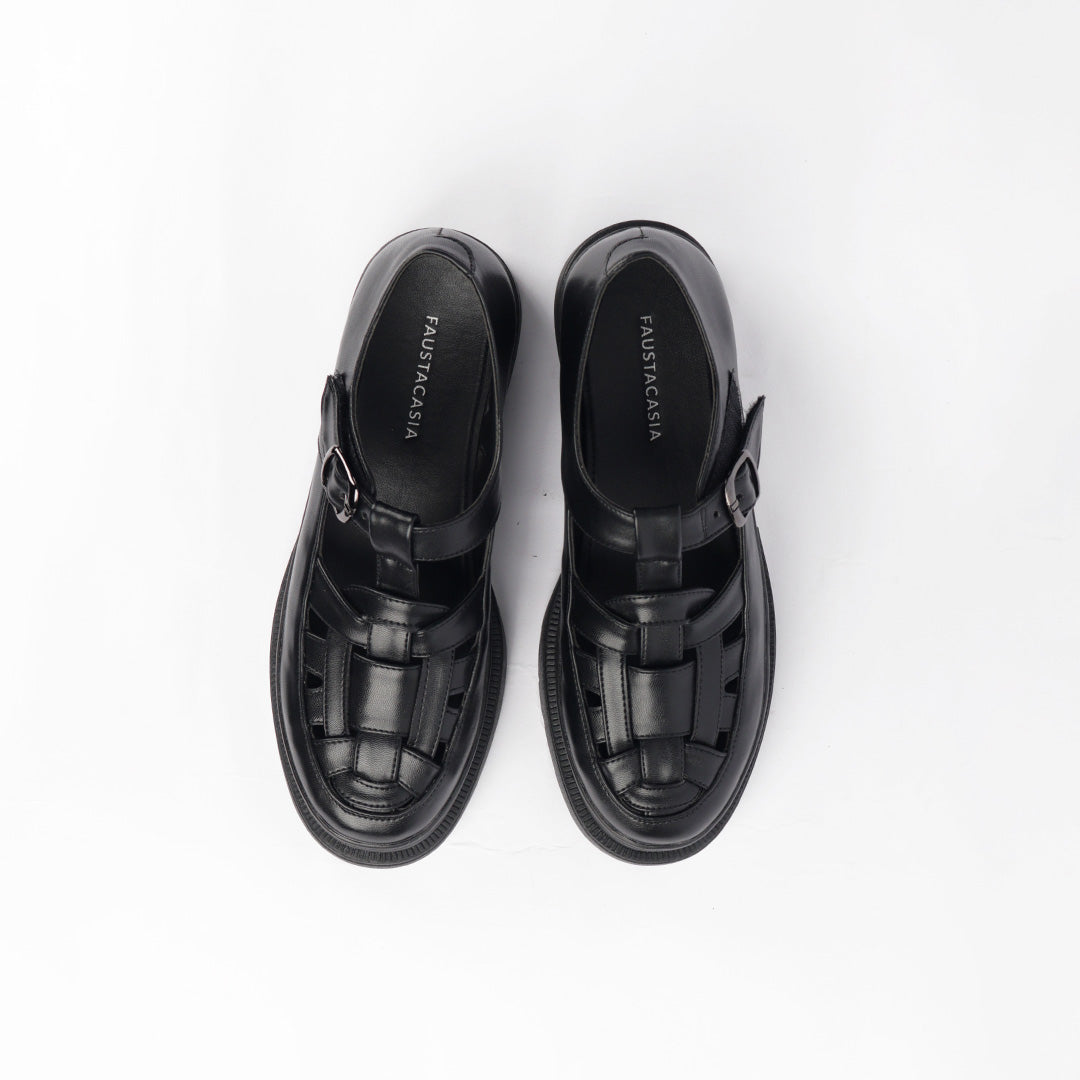 Faustacasia - Olivia