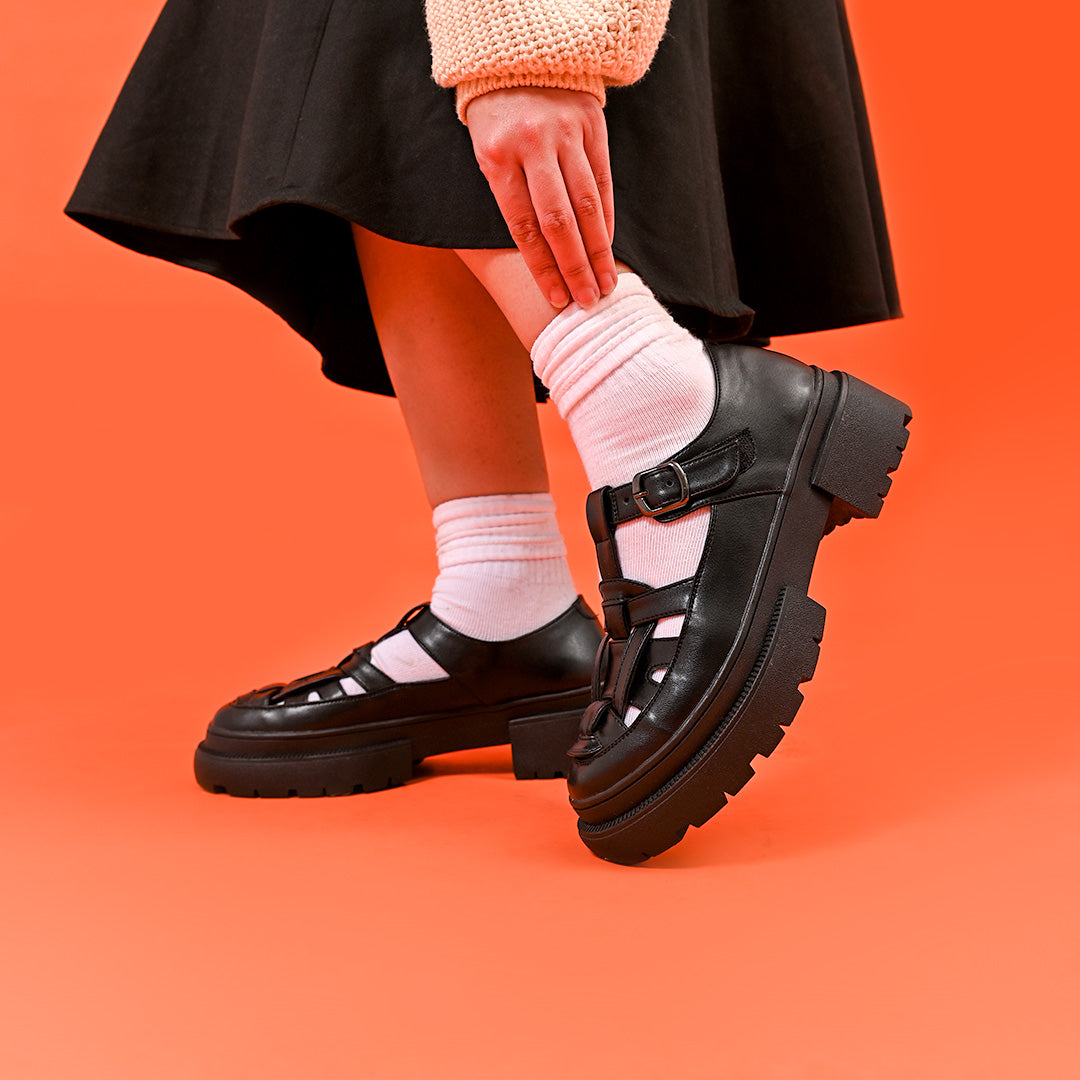 Faustacasia - Olivia